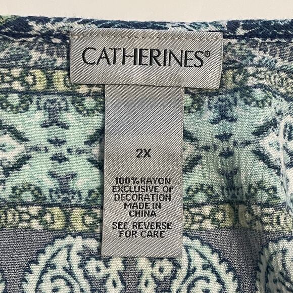 Catherines Pintucked Henley Top Womens Size 2X  Green & Blue Paisley Boho Tunic - Picture 4 of 6
